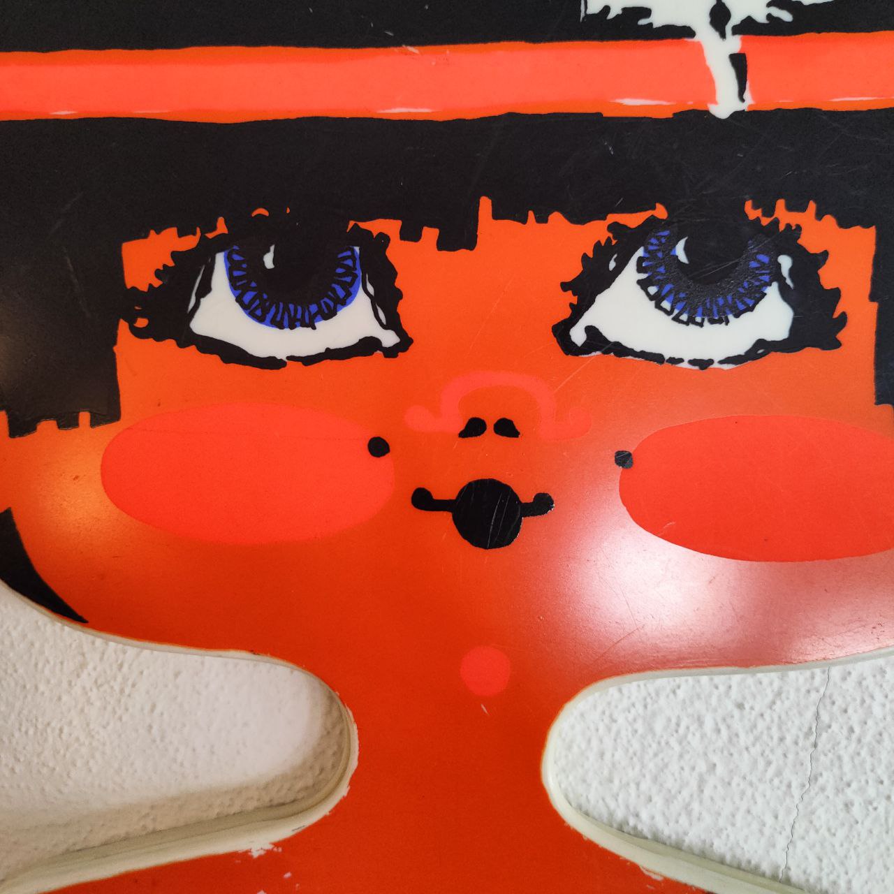 Decorative shop coat hanger | 1970s