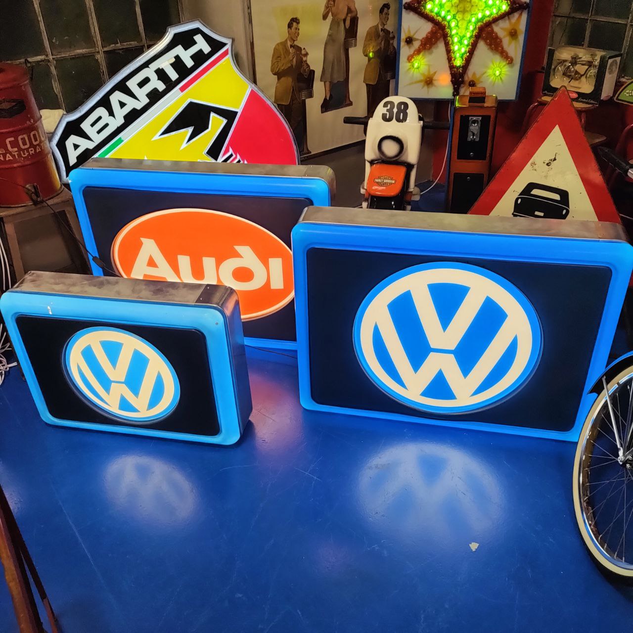 Insegna luminosa - Volkswagen | Anni '80