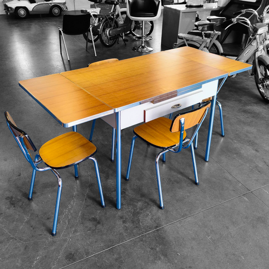 Tavolo in formica allungabile con sedie | Anni '70