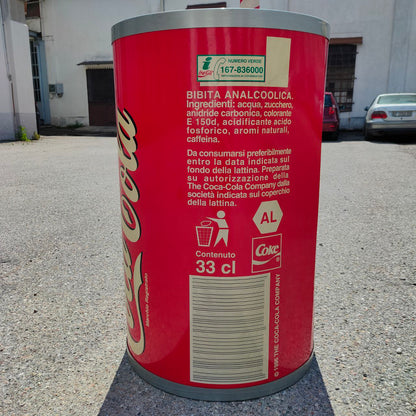 Hyperrealistic Coca-Cola can