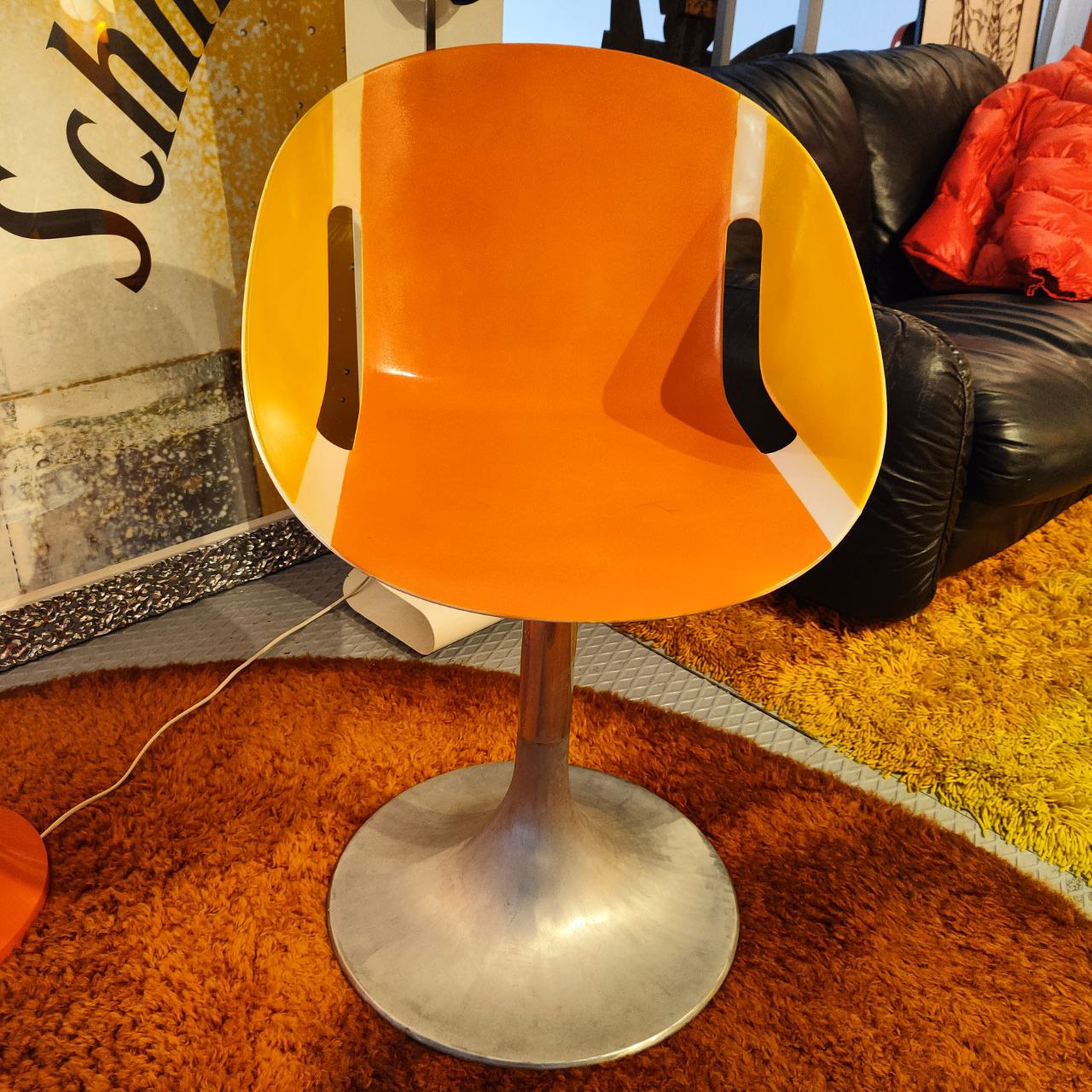 Pair of swivel chairs | 70's