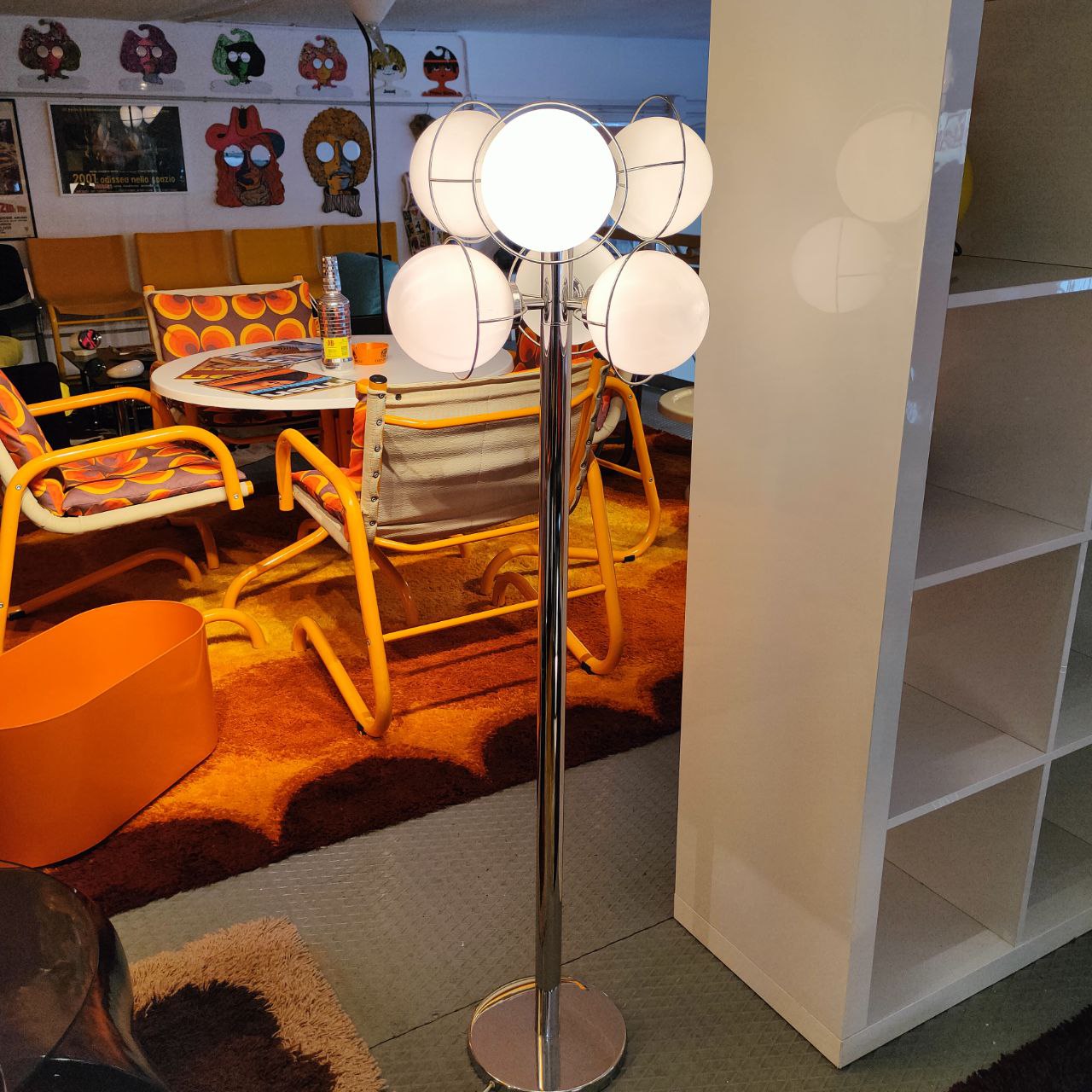 Chrome floor lamp | 70's