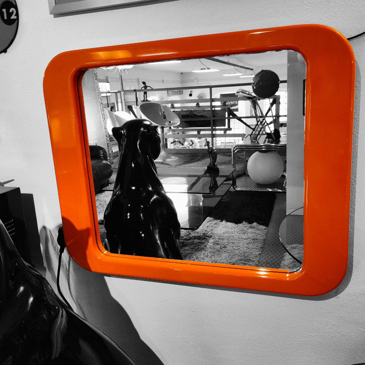 ドレッサー・ミラー・鏡台 Vintage Space Curl Mirror Orange Space Age Mirror | 70's – VintageWorldMilano