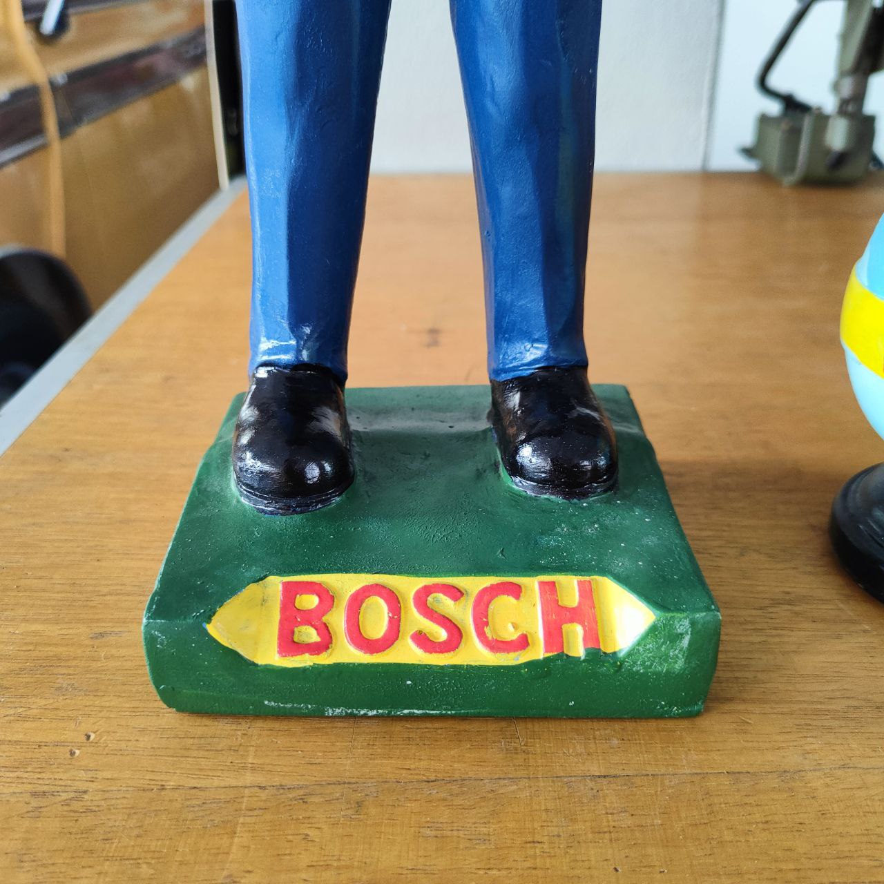 Statuette pubblicitarie - Bosch | Anni '60