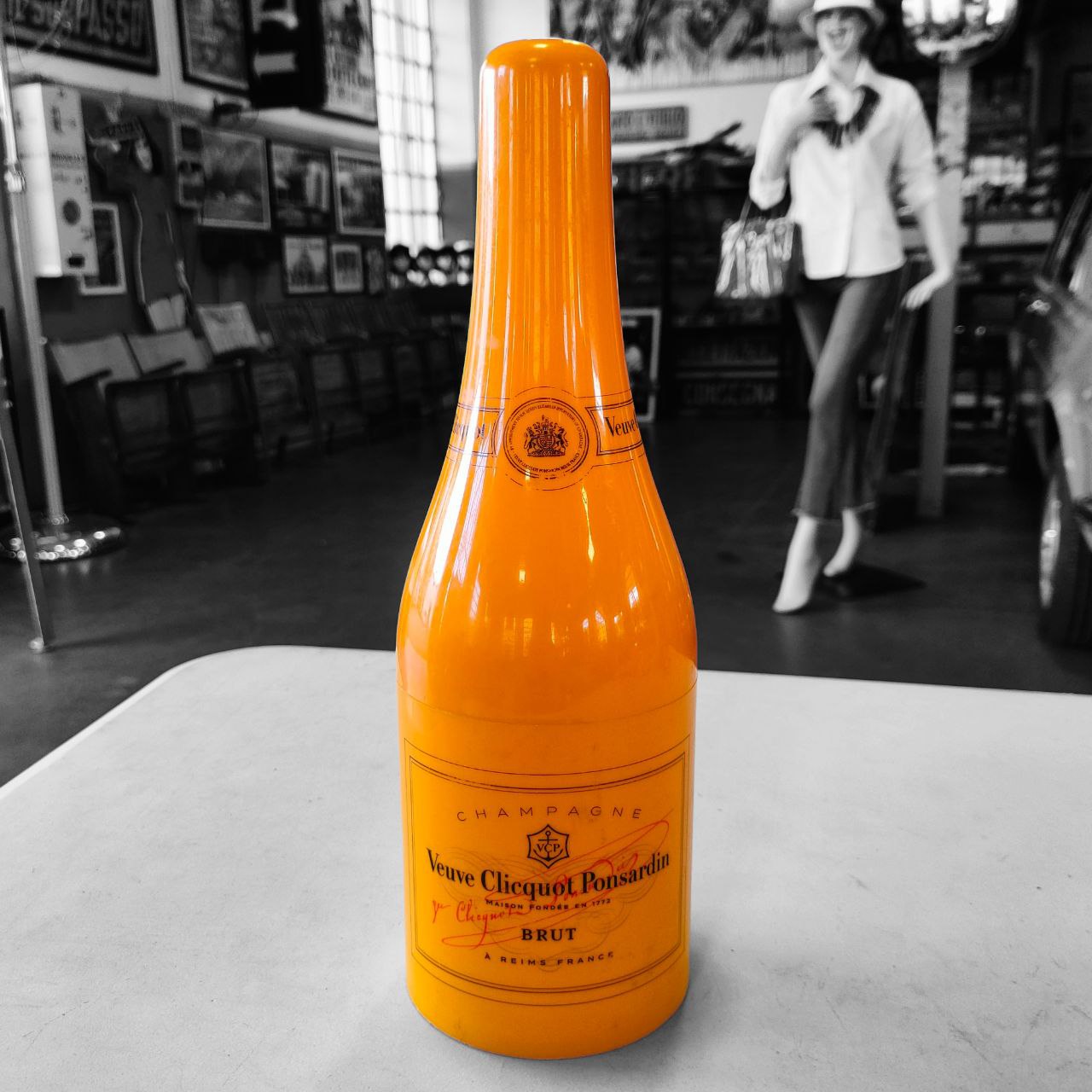 Glacette Veuve Clicquot a forma di bottiglia | Anni '80