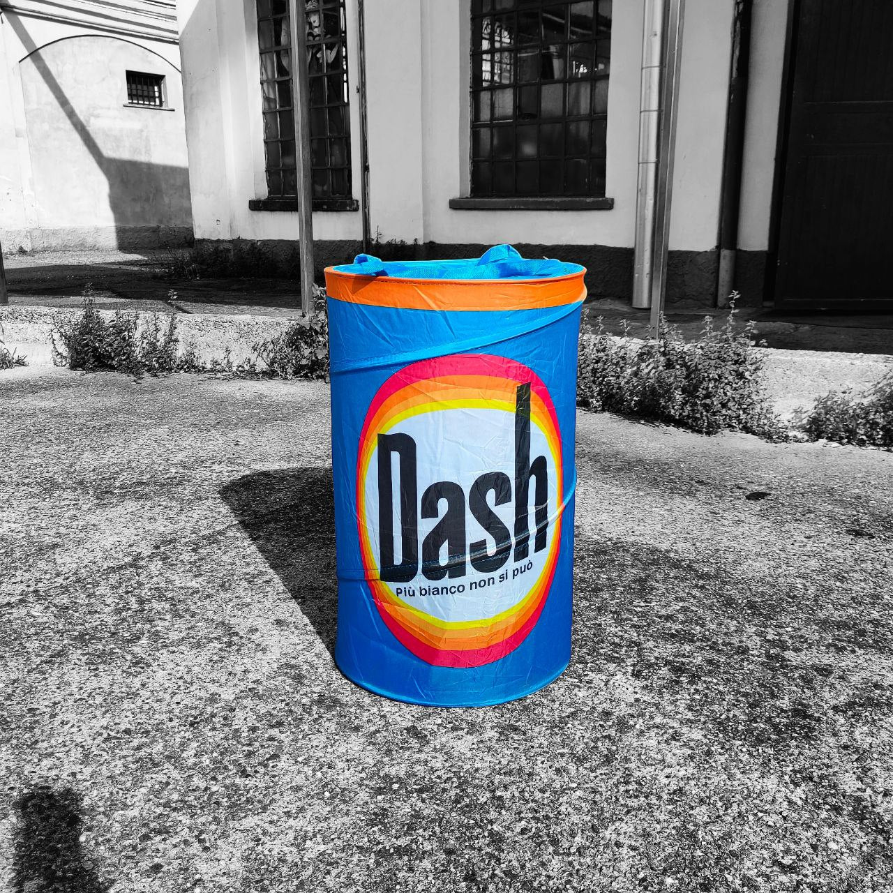 Dash Waschmittel - Wäschekorb