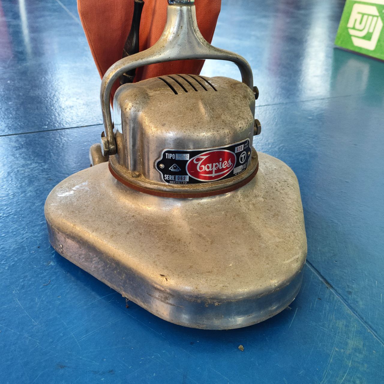 Tapies - floor polisher | 1960s