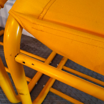 Möbelmontage Design Innovator Stühle | 70er Jahre