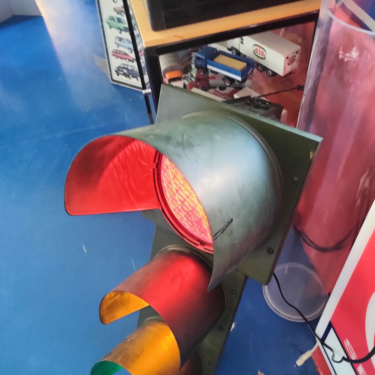 Traffic light | 1990s