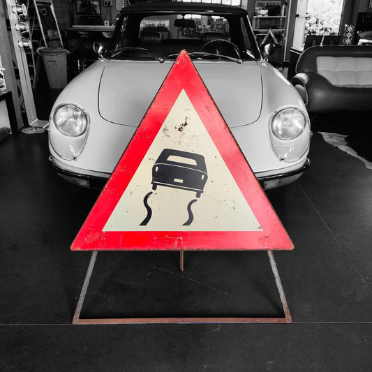 Cartello stradale ANAS - strada sdrucciolevole | Anni '60