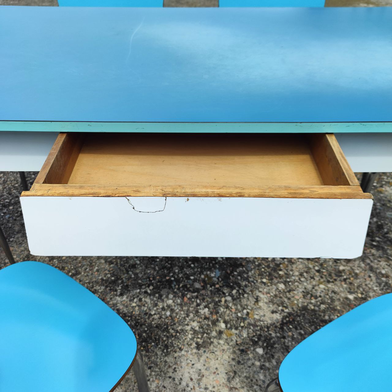 Tisch und Stühle aus Resopal | 1970er Jahre