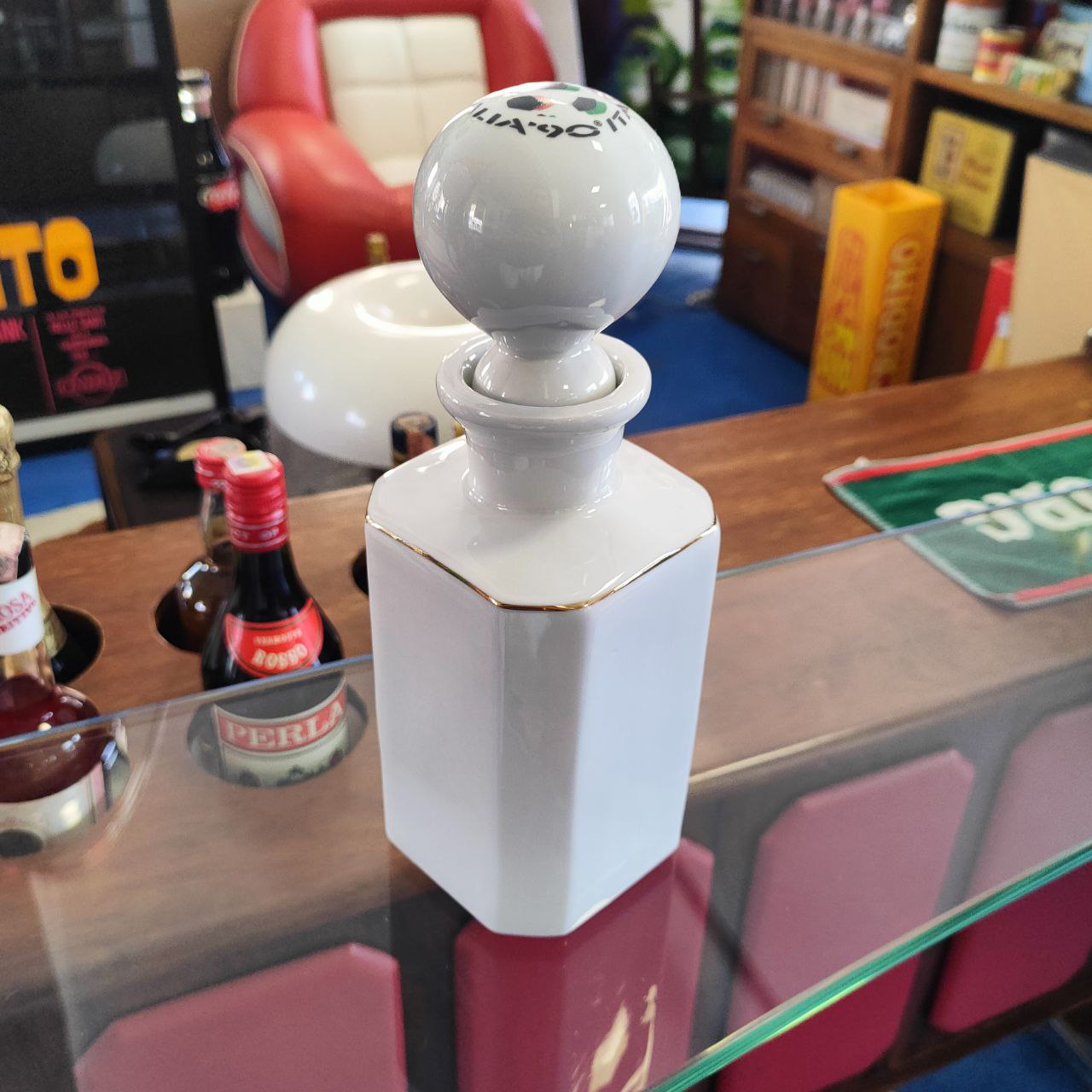 Italia 90 - Bottiglia in ceramica pubblicitaria