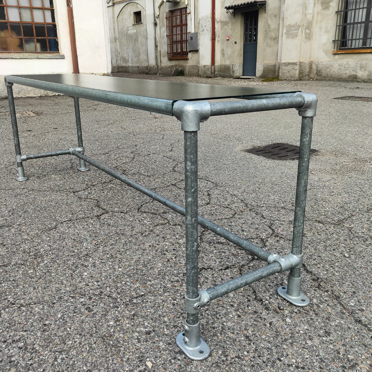 scrivania da ufficio - Design Kee Klamp