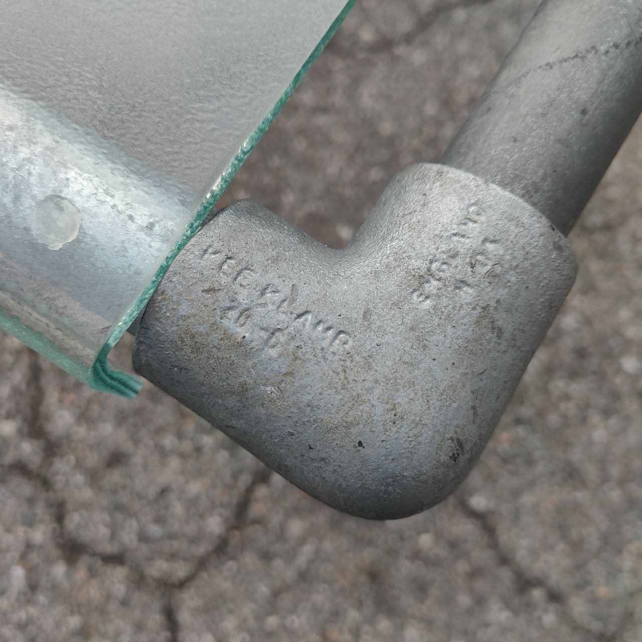 scrivania da ufficio - Design Kee Klamp