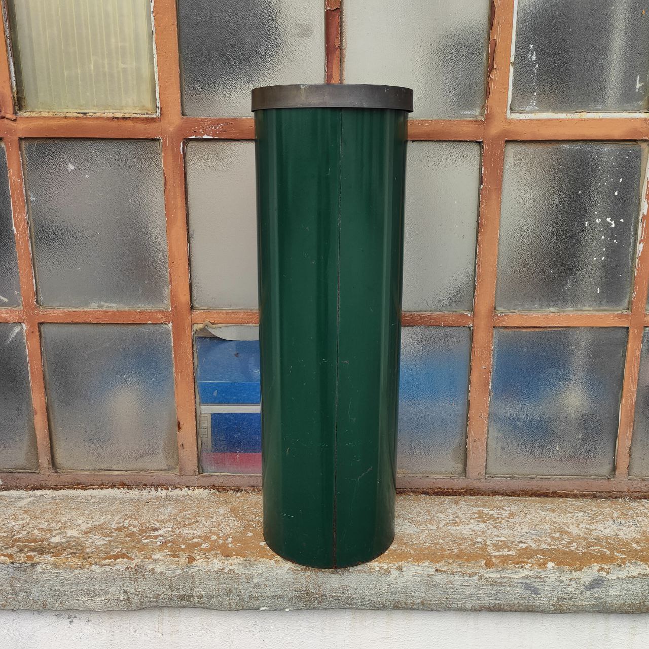 Posacenere da terra - Jaguar | Anni '80