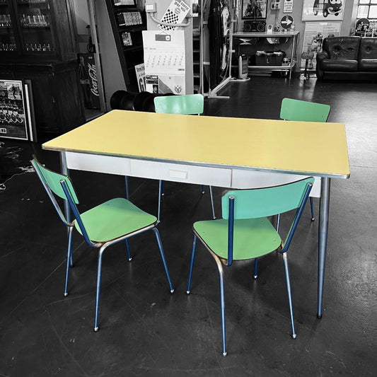 Tavolo in formica con sedie | Anni '70