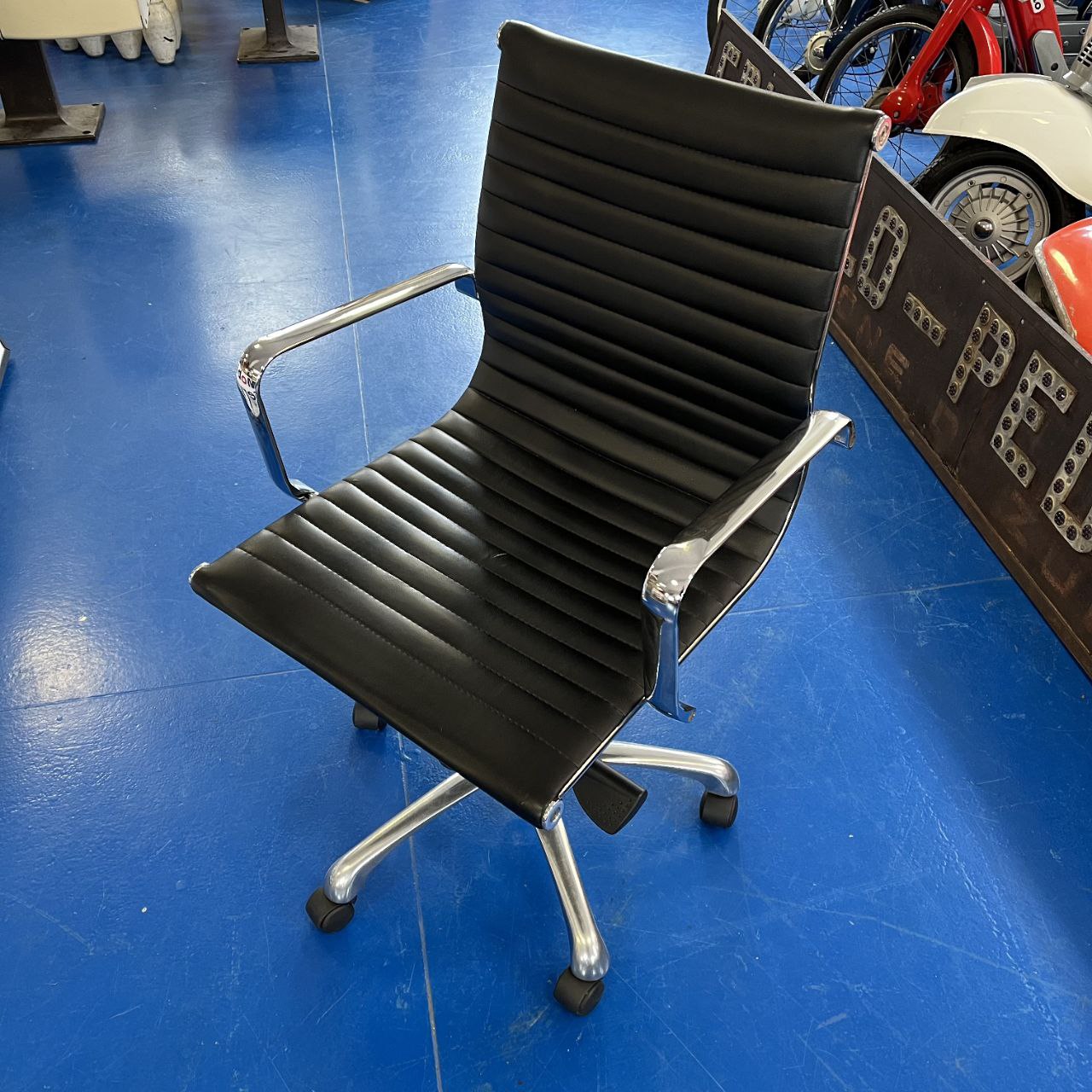 Sedia da ufficio in pelle