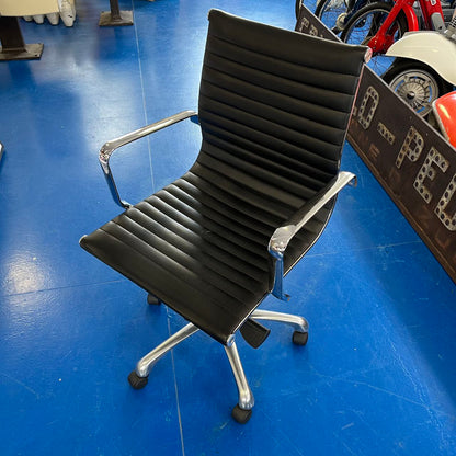 Sedia da ufficio in pelle