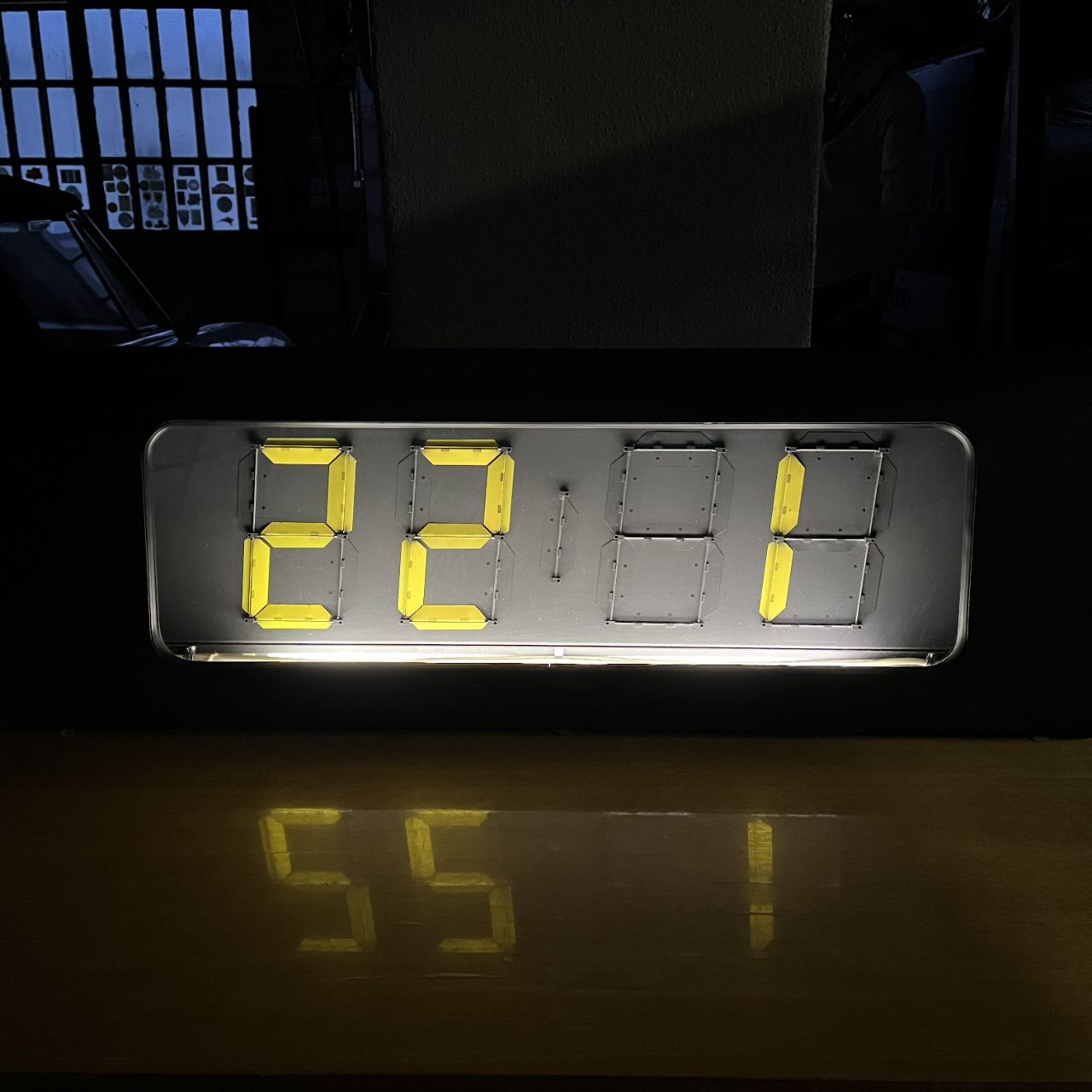 Solari Segmenti - Orologio da Aeroporto