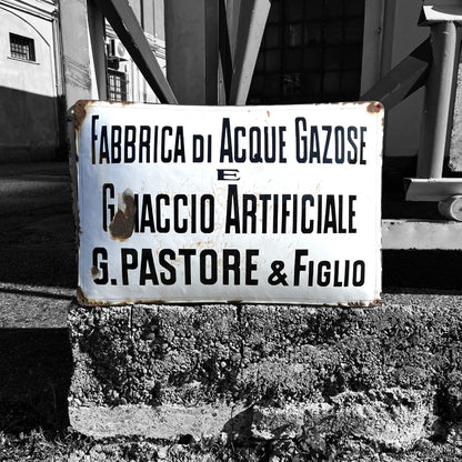Targa smaltata - Fabbrica di Acque Gazose e Ghiaccio Artificiale | Anni '30