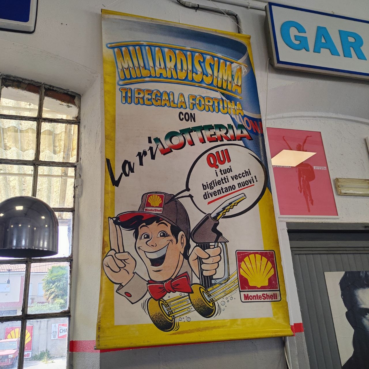 Telo Pubblicitario MonteShell - Miliardissima Lotteria | Anni '90