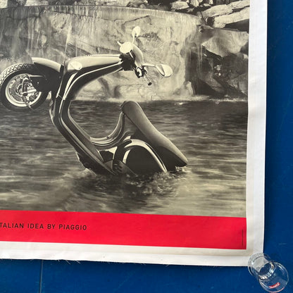 Manifesto pubblicitario - Piaggio, La Dolce Vespa | Anni '90