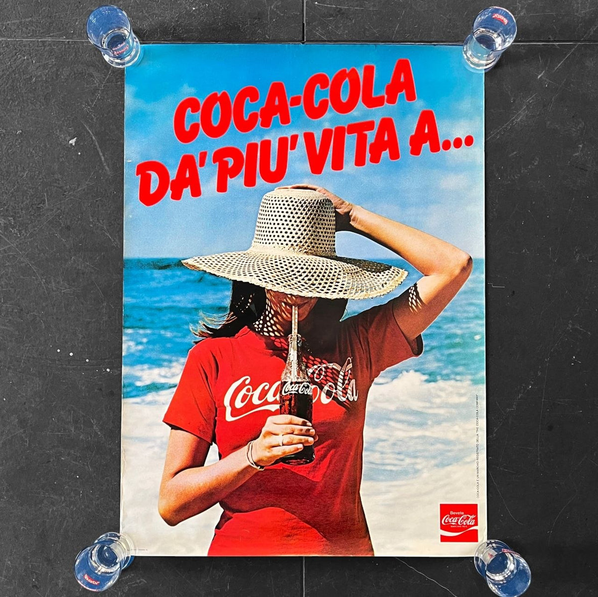 Manifesto pubblicitario - Coca-Cola da' più vita | Anni '70