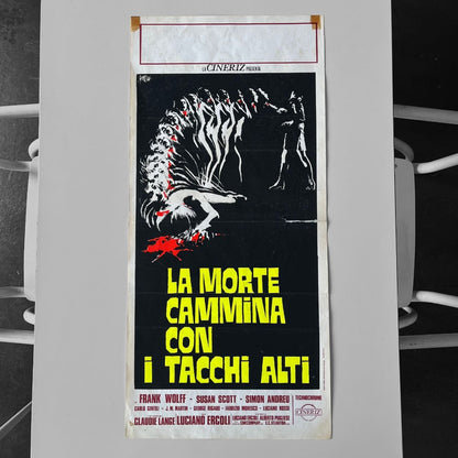 Locandina - La morte cammina con i tacchi alti